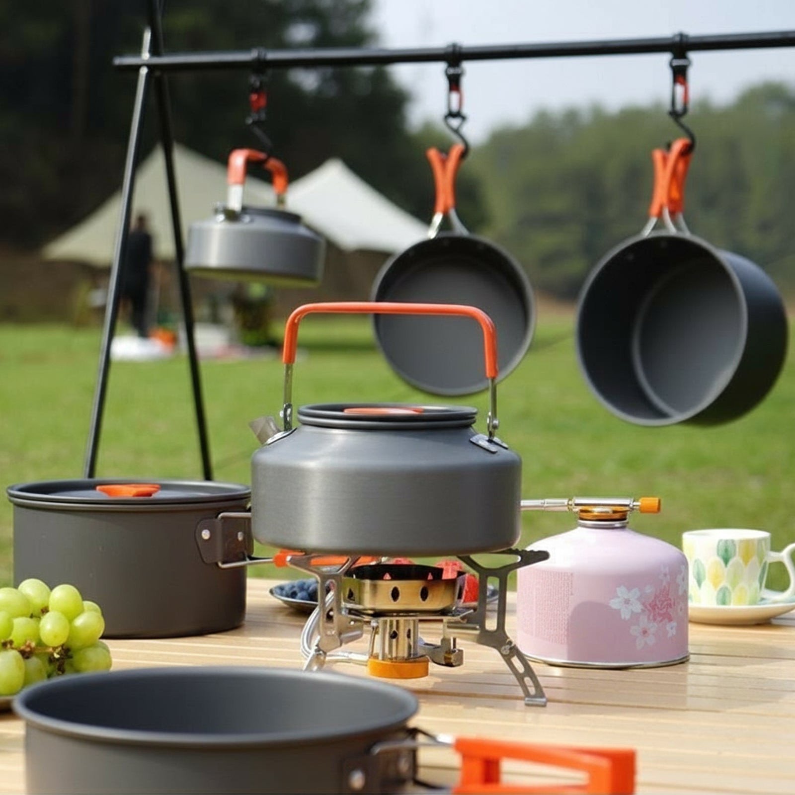 Camping cookware set